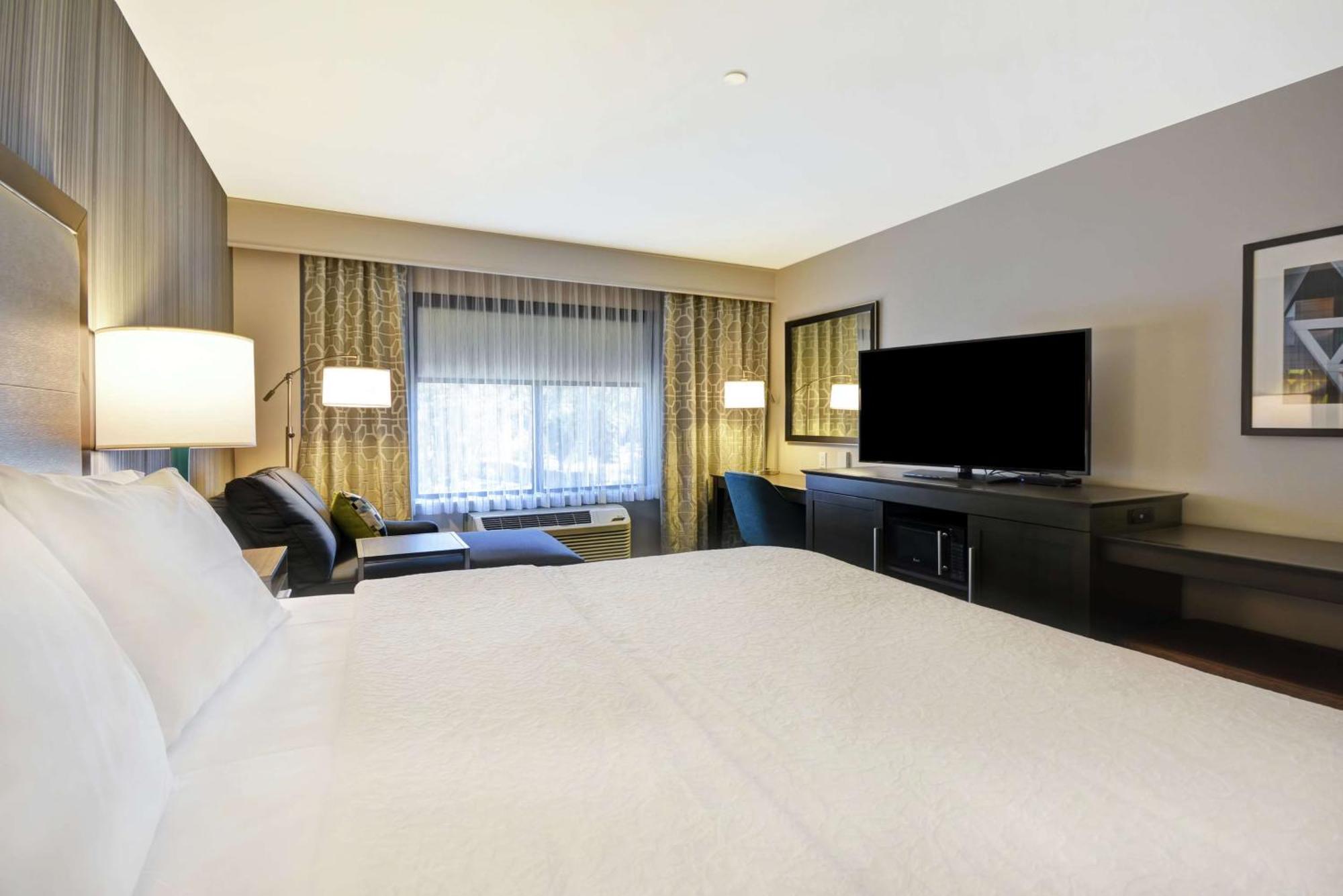 Hampton Inn & Suites Los Angeles Burbank Airport Eksteriør billede