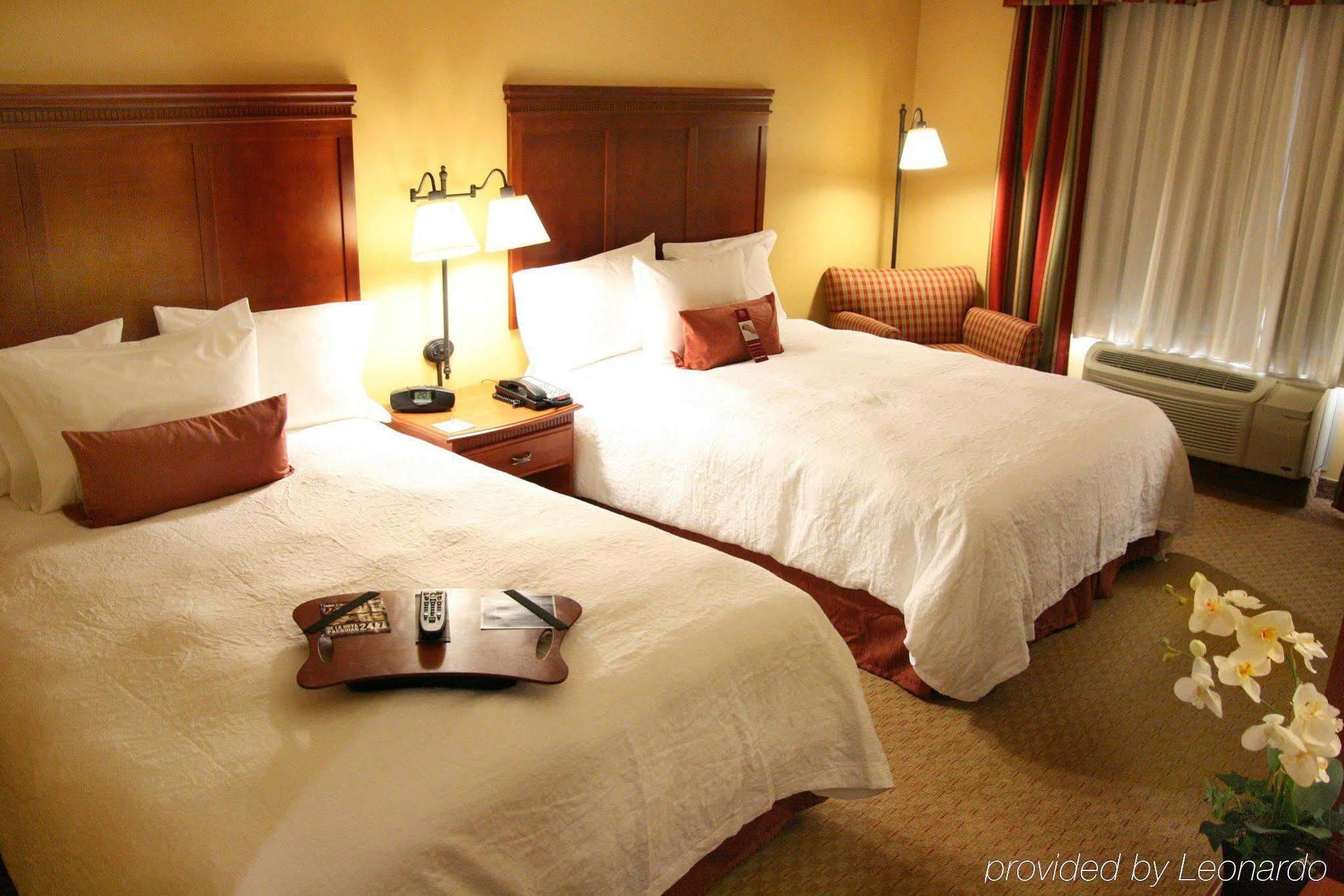 Hampton Inn & Suites Los Angeles Burbank Airport Eksteriør billede