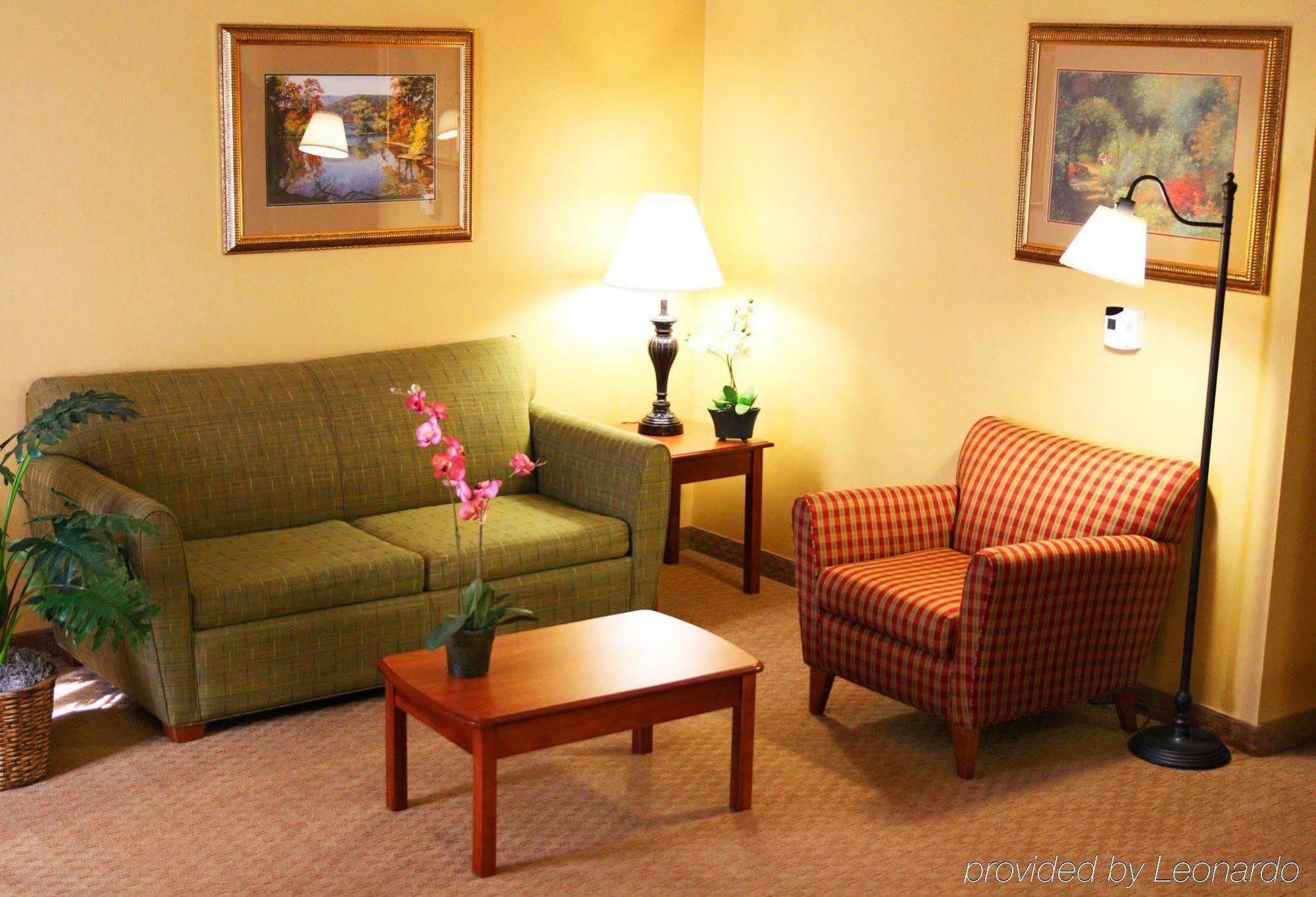 Hampton Inn & Suites Los Angeles Burbank Airport Eksteriør billede